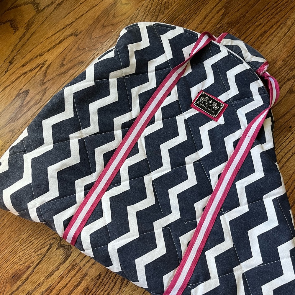 Saddle bag with handle